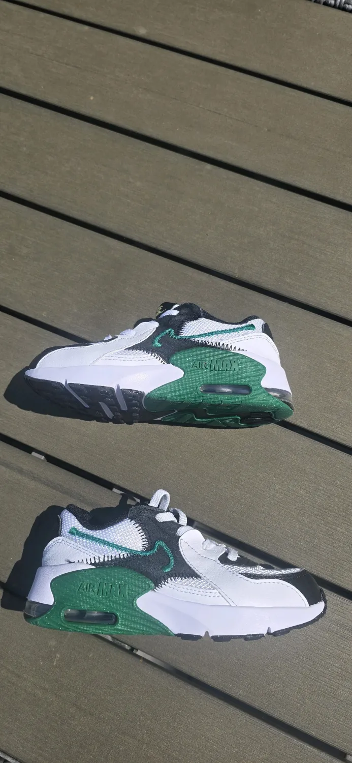 Air max per femije numer 28