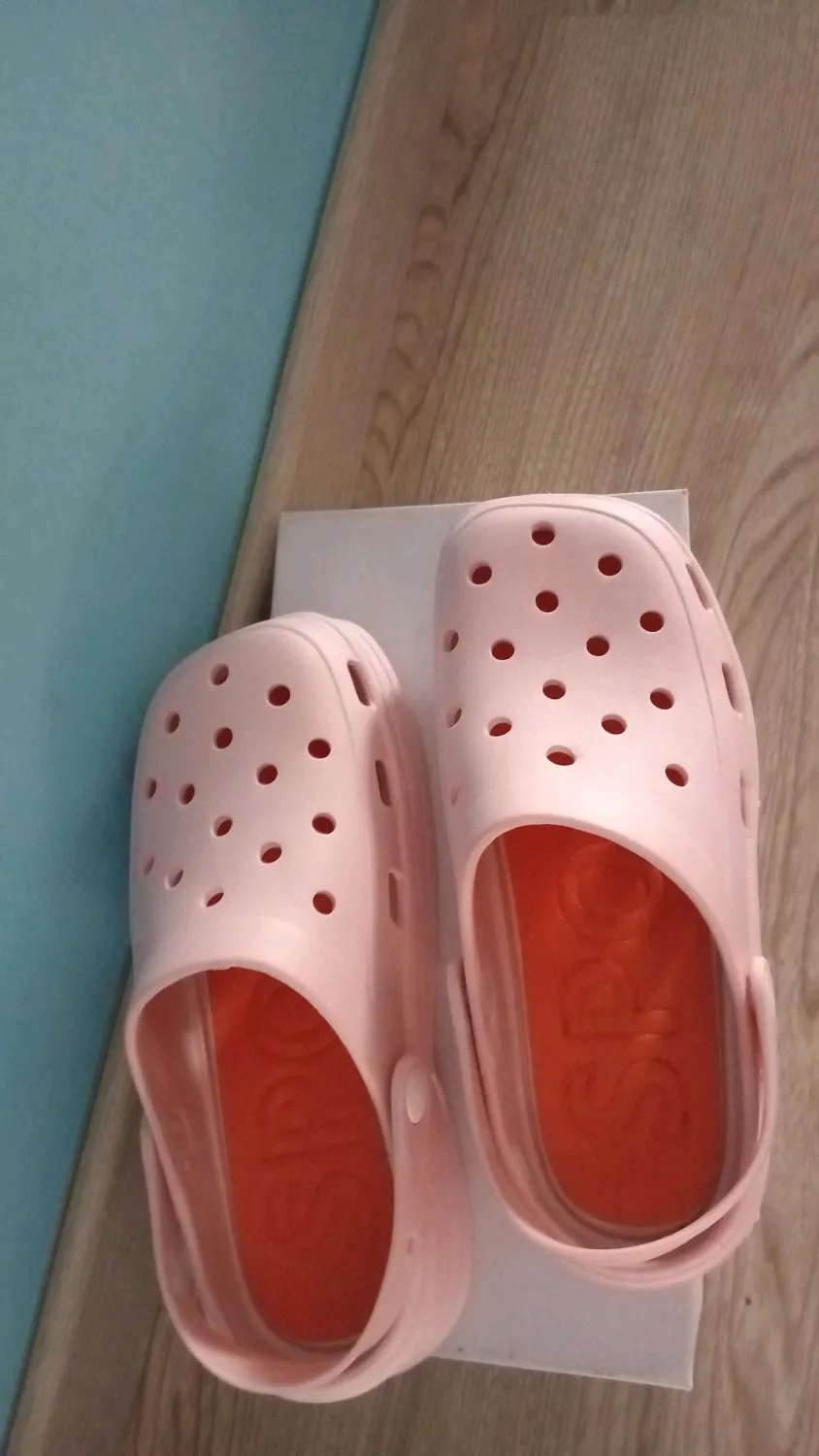 Papuqe per vajza