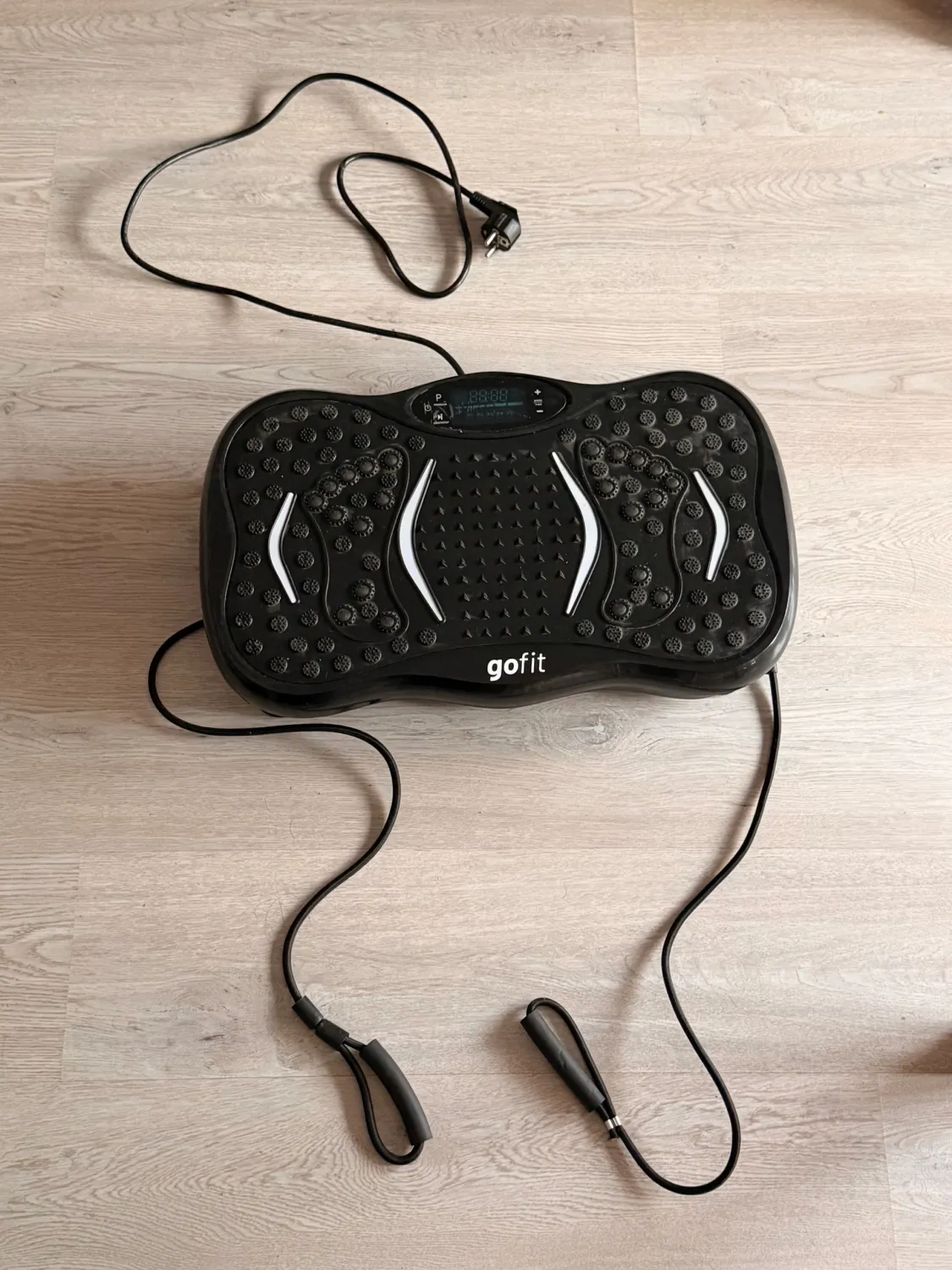 GOFIT Vibration Plate – Platformë vibruese për ushtrime & masazh