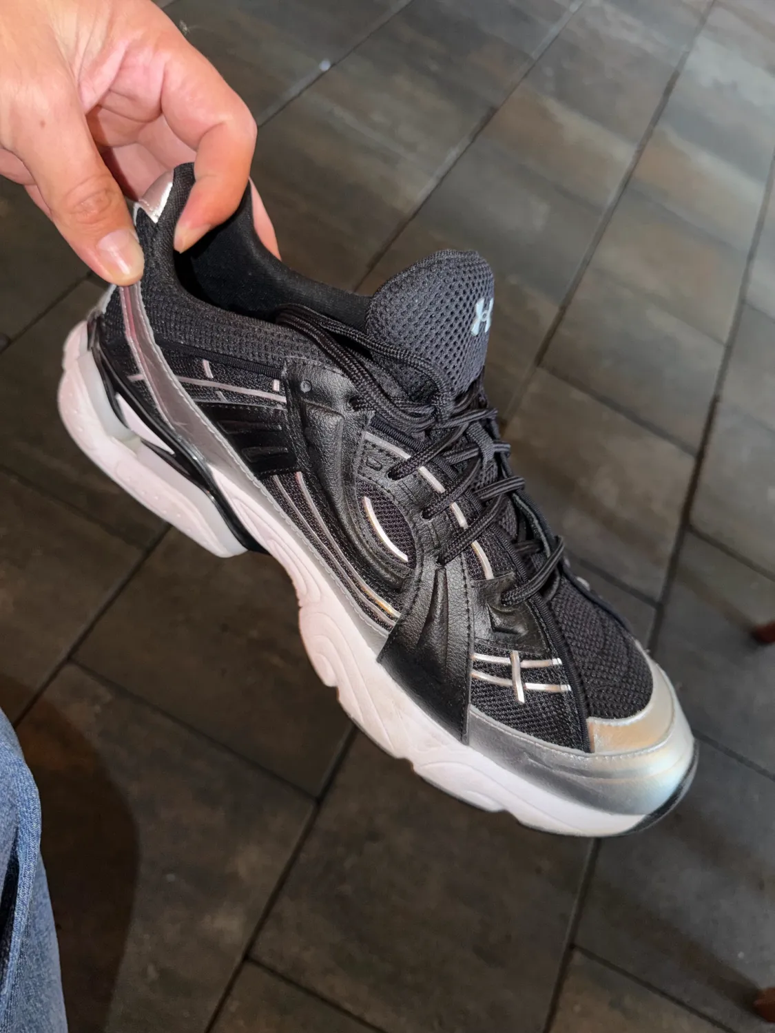 :Under Armour
