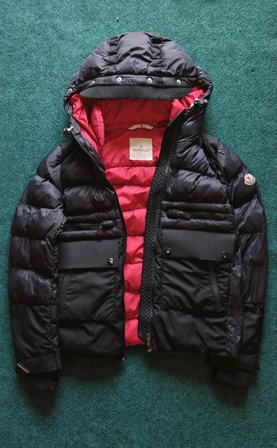Moncler -  CAMURAC Down Jacket Black