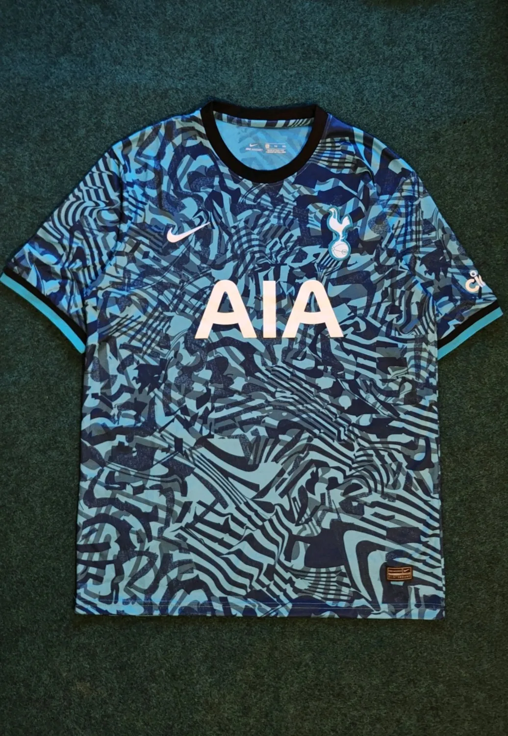 Tottenham Hotspur 2022/23 Third Jersey