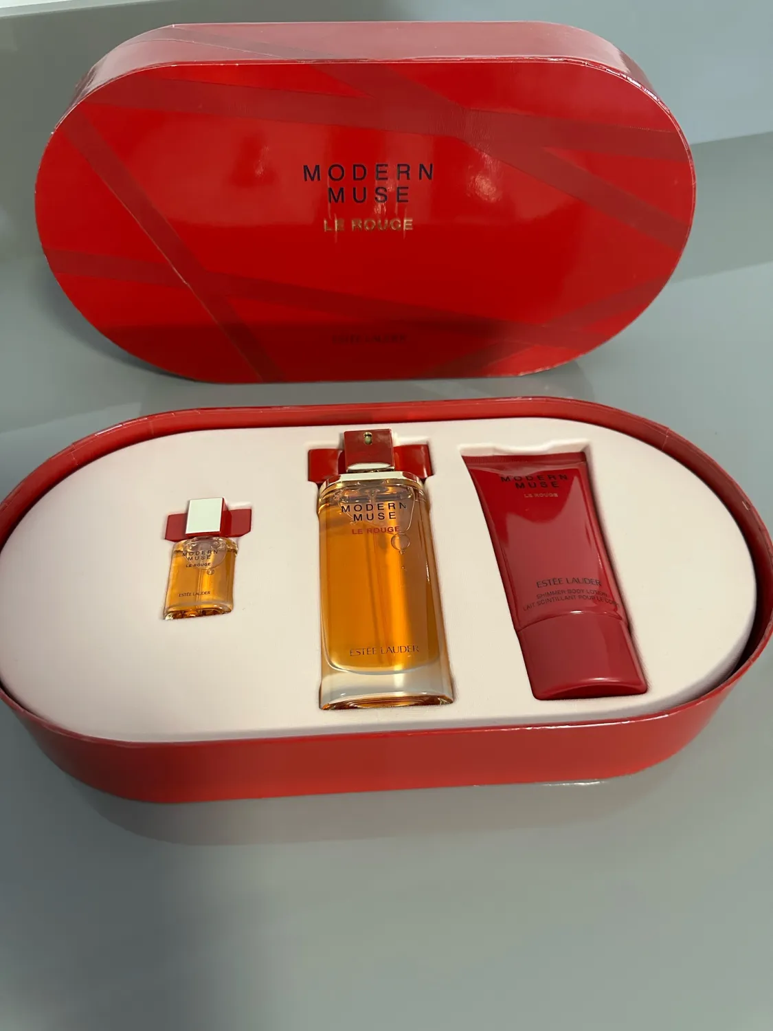 Seti Estée Lauder Modern Muse Le Rouge ❤️