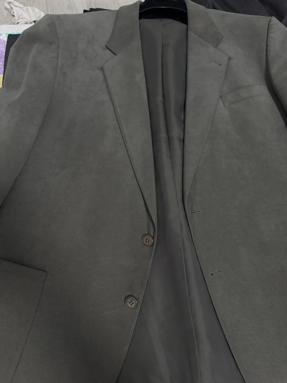 Seter elegante ngjyre hiri