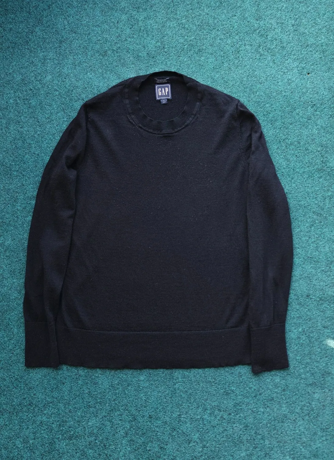 GAP - Women's 100% Merino Wool Crewneck Sweater Black