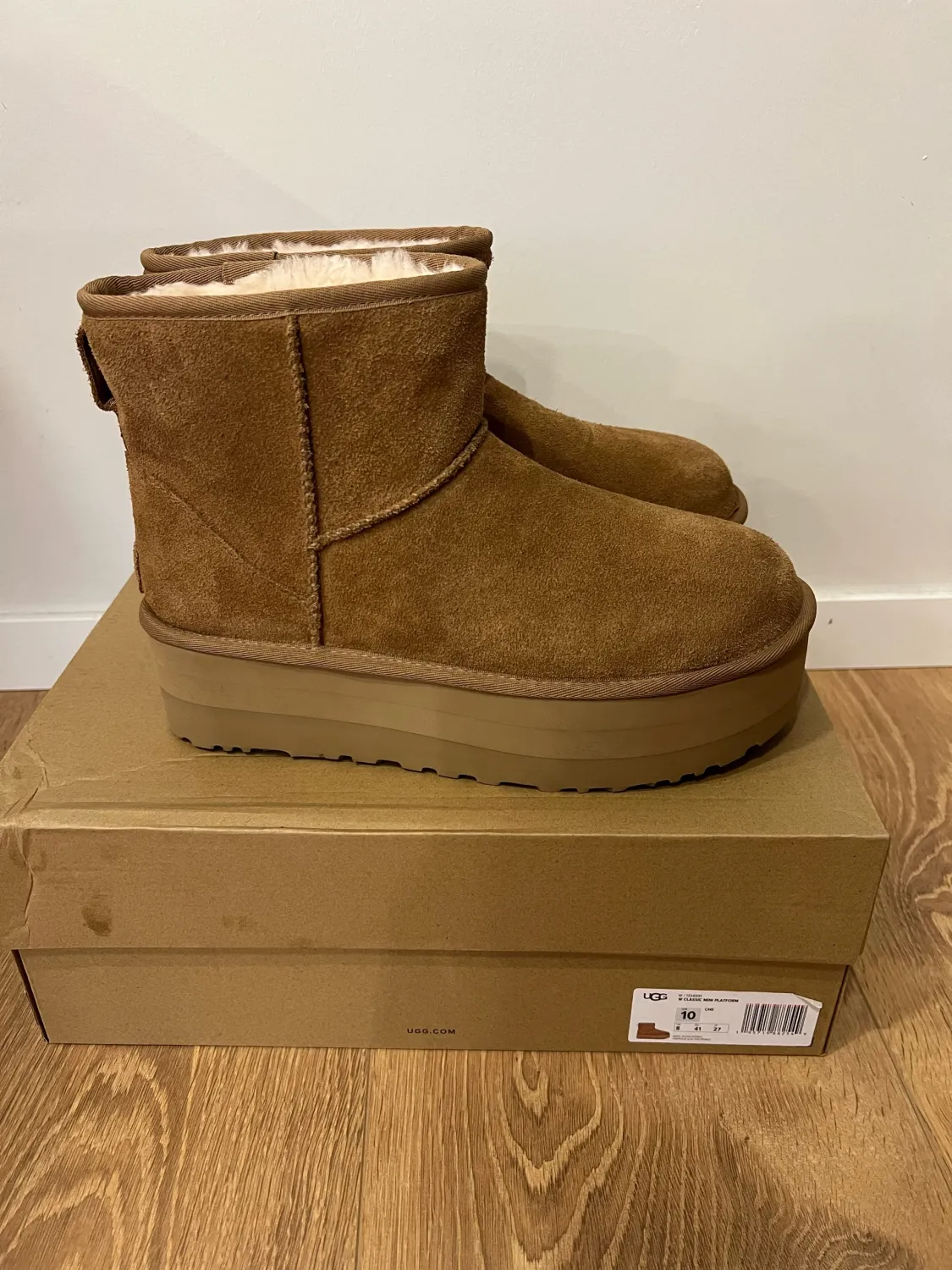 Ugg classic mini platform. Te reja, numer 41
