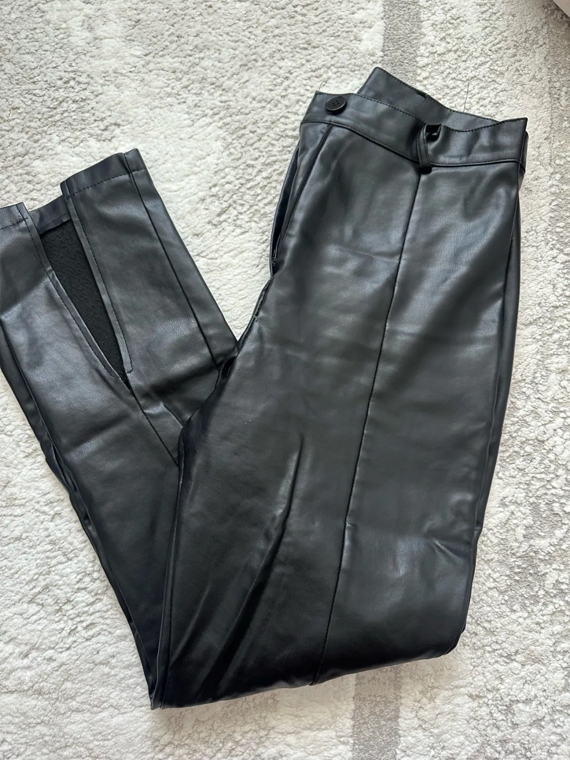 Pantolla Lekure