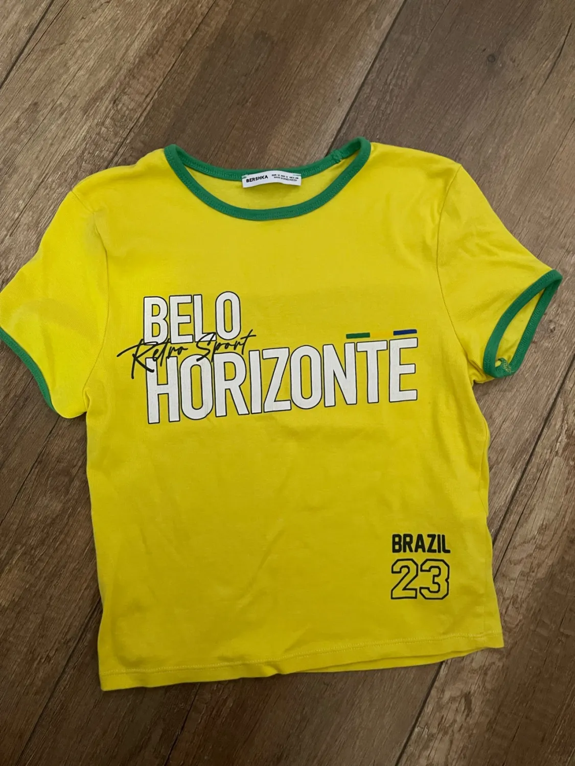 Maic Brazil ( BERSHKA) M