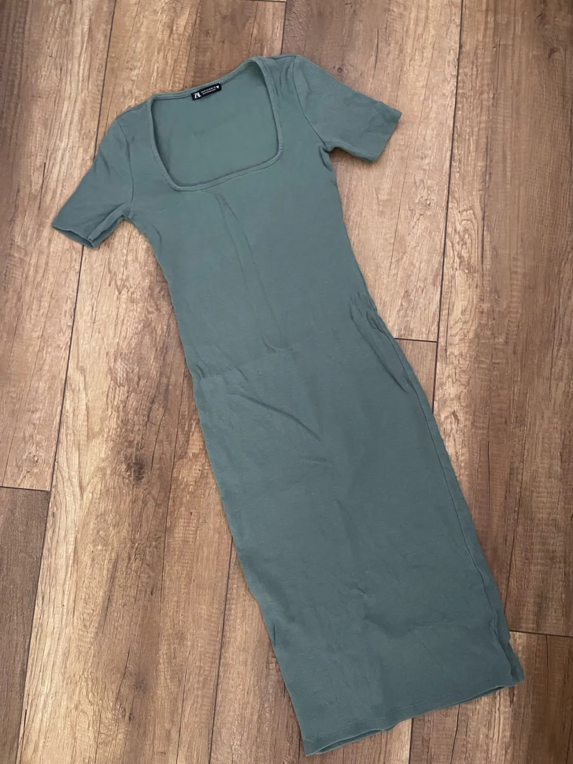 Fustan ( ZARA) M