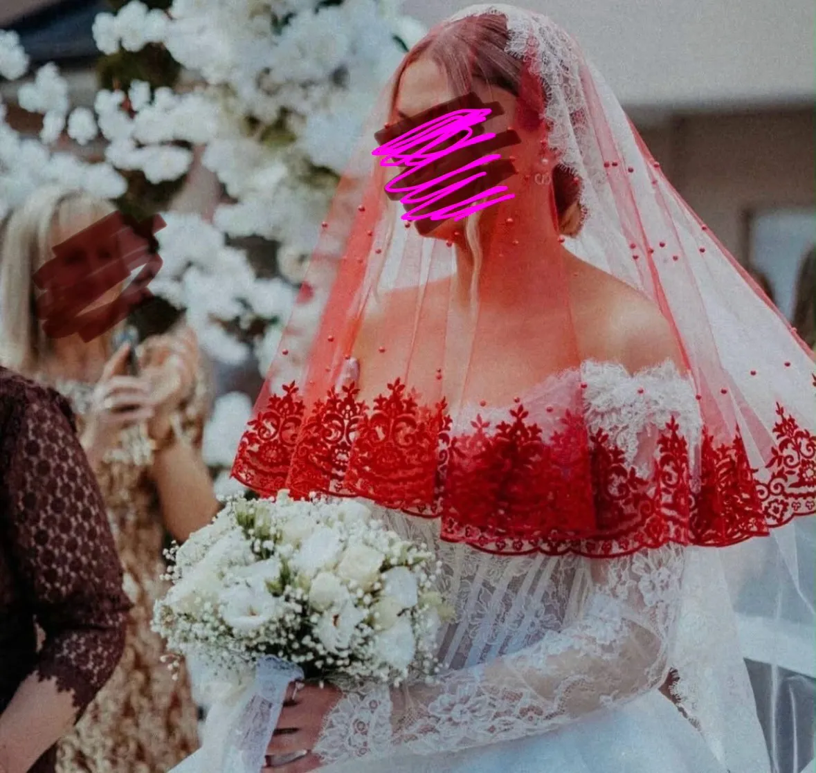 Shamia e kuqe per nuse