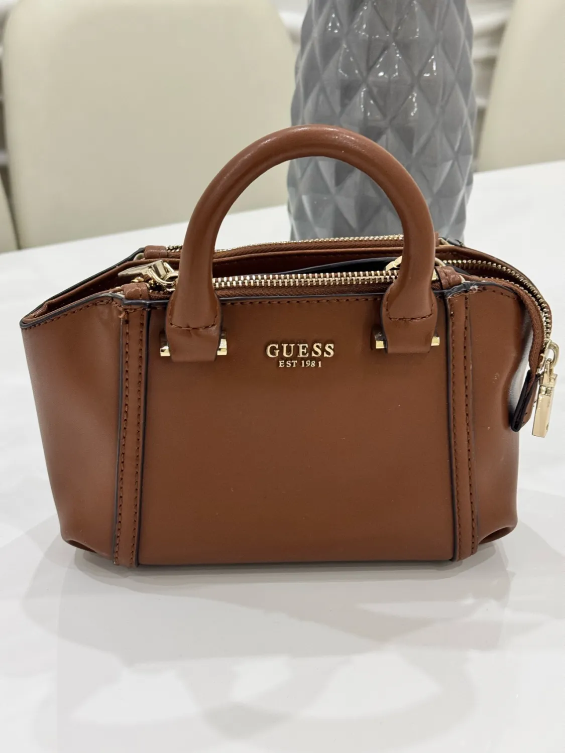 Guess Qante